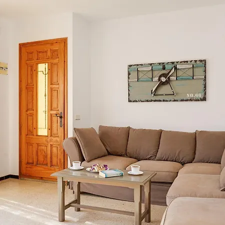 Macrina Appartement *